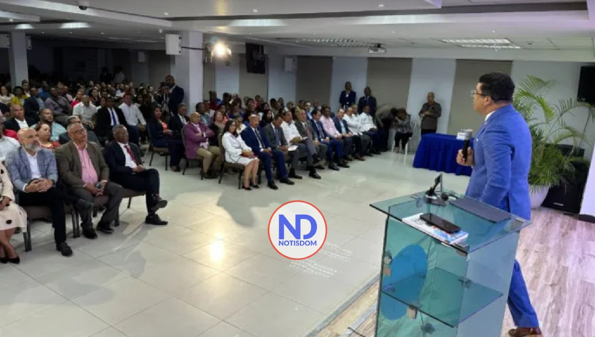 Dío Astacio pone a circular su obra “Conviértete en un Gerente Exitoso”