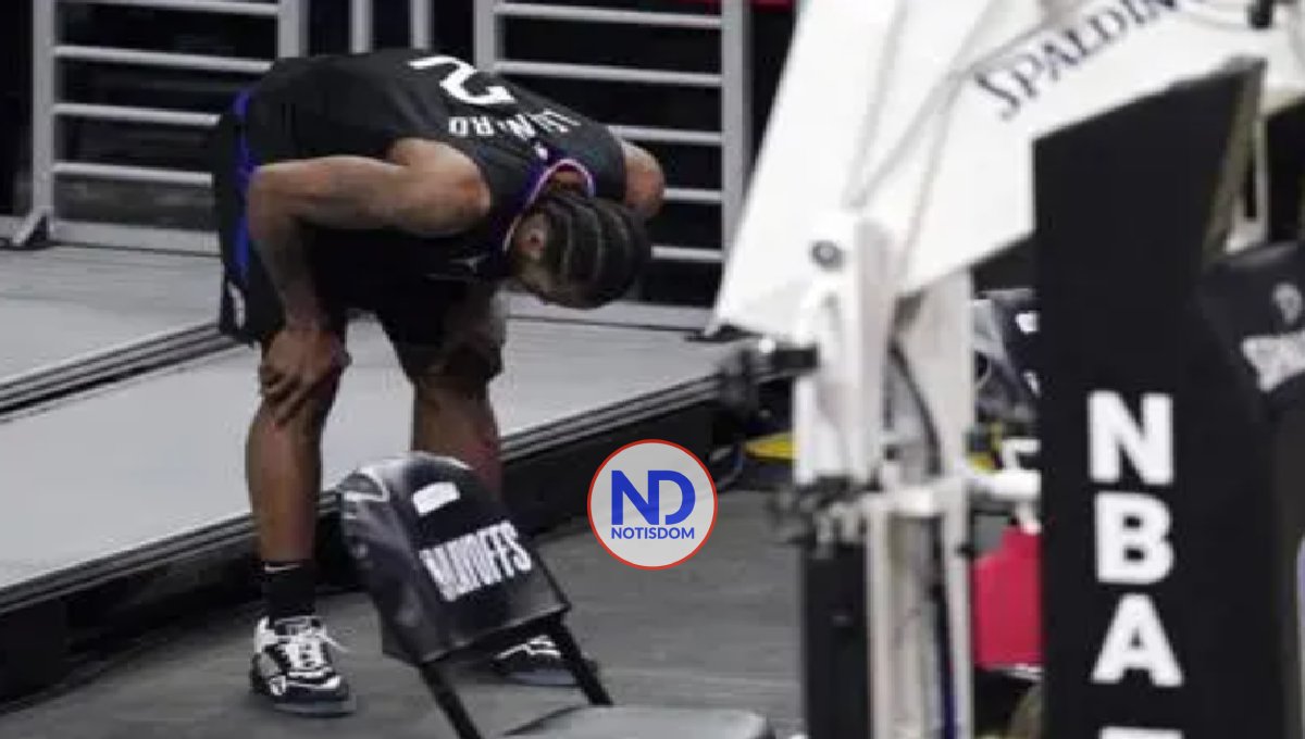 Kawhi Leonard fuera de juego por rigidez en la rodilla derecha