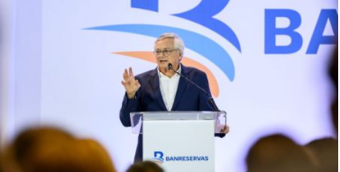 MOISES NAIM Ve a RD entre países que pueden sortear mejor una recesión global