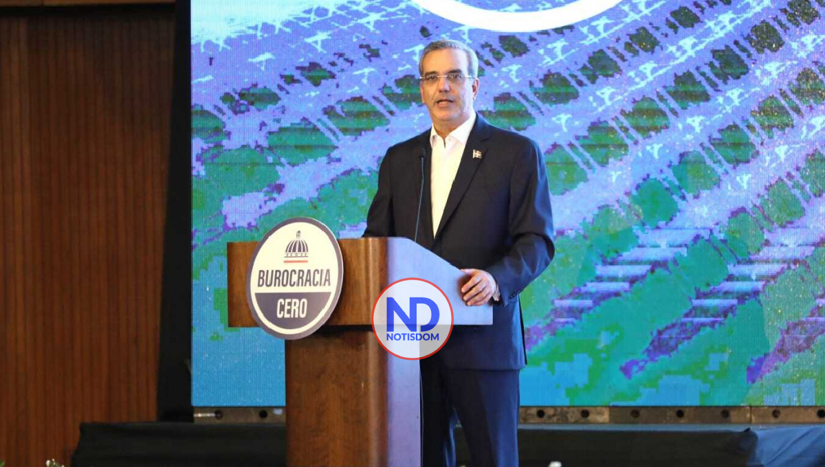 Presidente Abinader lanza programa Burocracia Cero para agilizar trámites en el Estado