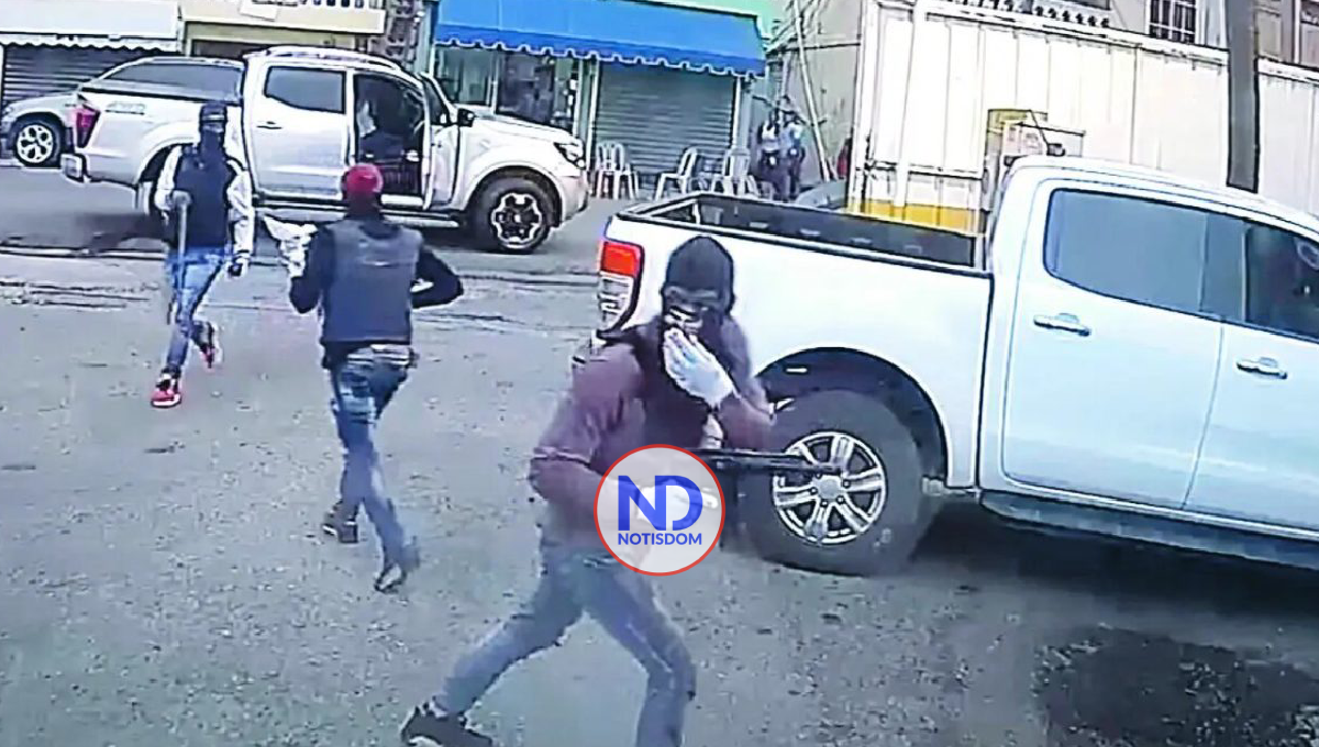 DELINCUENCIA! Vándalos aterrorizan el barrio Enriquillo; en el GSD viven atemorizados