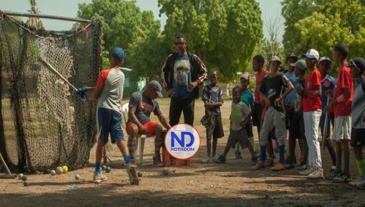 Estrenan documental “La República de la Pelota” en cines del país 2 Estrenan documental “La República de la Pelota” en cines del país