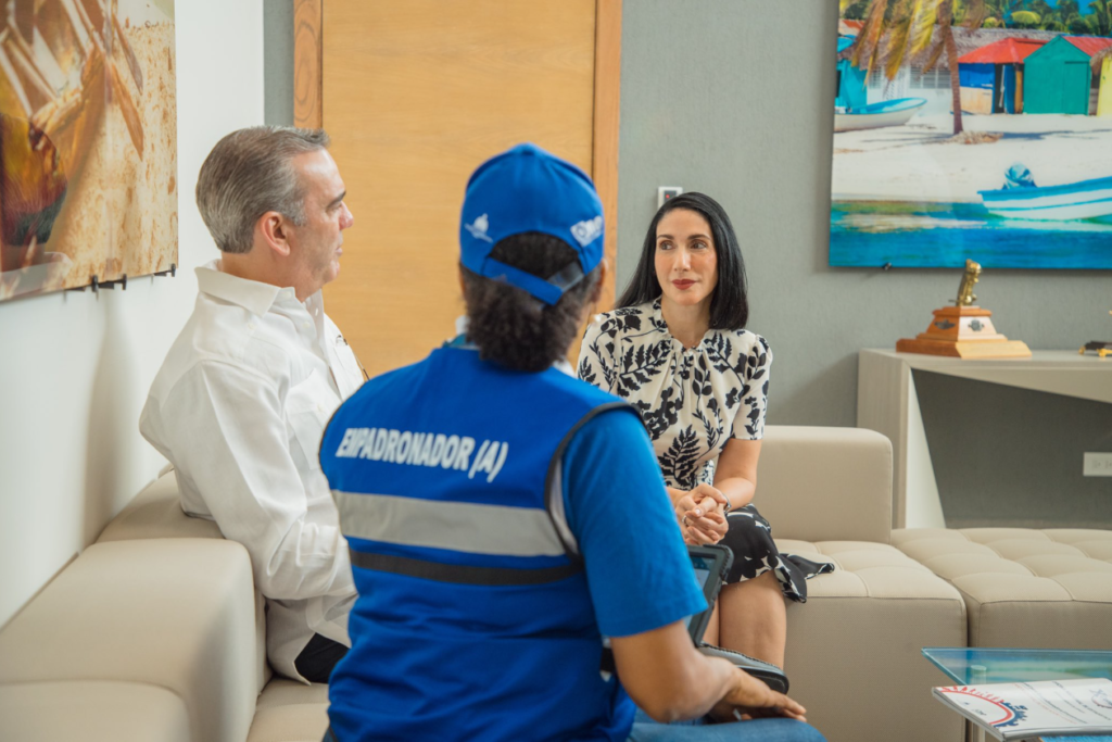 ABINADER 365 Censo Nacional de Población y Vivienda 2022 inicia hoy con el empadronamiento de Luis Abinader