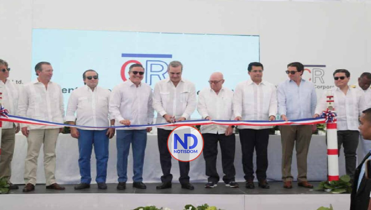 Presidente dominicano inaugura obras en terminal de cruceros LR 2 Presidente dominicano inaugura obras en terminal de cruceros LR