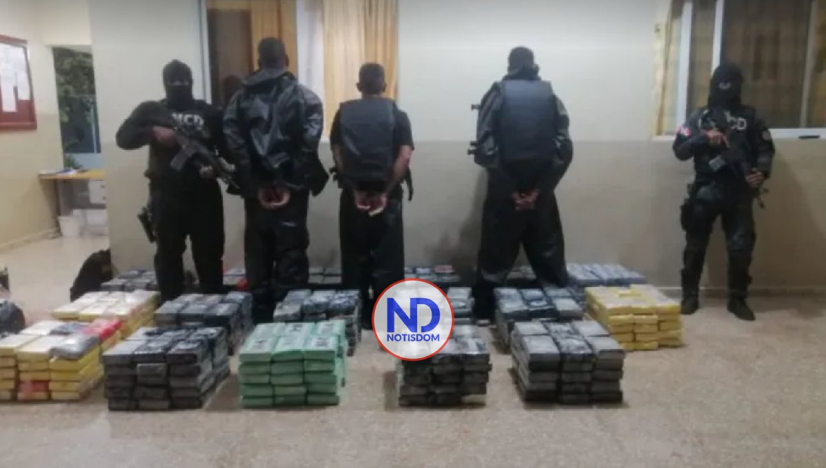 Atrapan tres hombres que intentaron introducir al país 509 paquetes presumiblemente cocaína