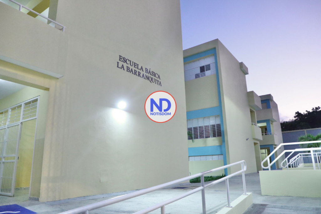 Escuela Basica La Barranquita Abinader inaugura escuela básica en La Barranquita; inversión supera los RD$130 millones