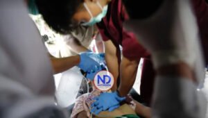 Aumentan a 56 muertos por sismo en la provincia más poblada de Indonesia