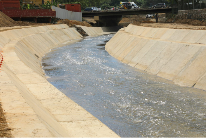 LAS CARRERAS 2 1 Abinader supervisa saneamiento arroyo Gurabo que tiene inversión de RD 1,500 millones