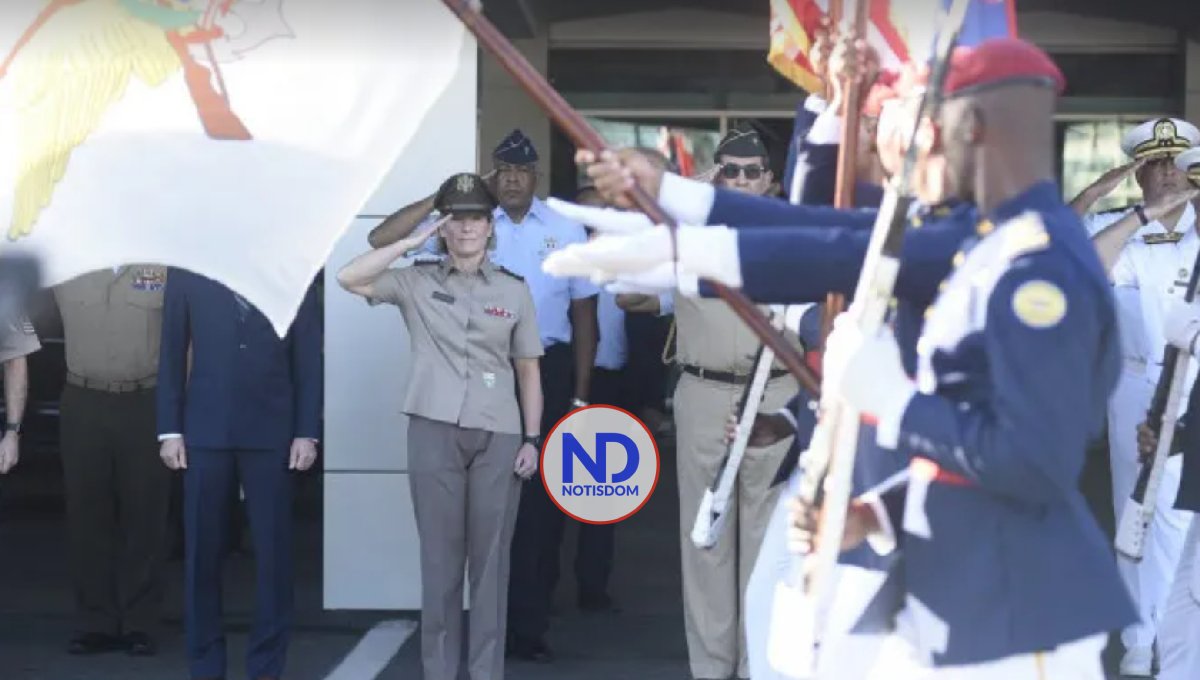 Legisladores esperan visita de Jefa de Comando Sur EE.UU. no sea para presionar 2 Legisladores esperan visita de Jefa de Comando Sur EE.UU. no sea para presionar