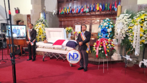 Instituto Duartiano despide con honores al poeta y escritor Frank Adolfo