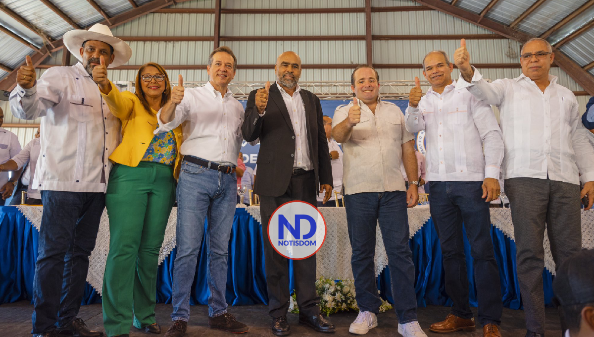 José Paliza juramenta en el PRM a Olegario Lantigua, alcalde PLD de Partido en Dajabón 2 José Paliza juramenta en el PRM a Olegario Lantigua, alcalde PLD de Partido en Dajabón