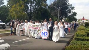 Marcha de las novias en la UASD busca sensibilizar a la ciudadanía sobre la violencia de género