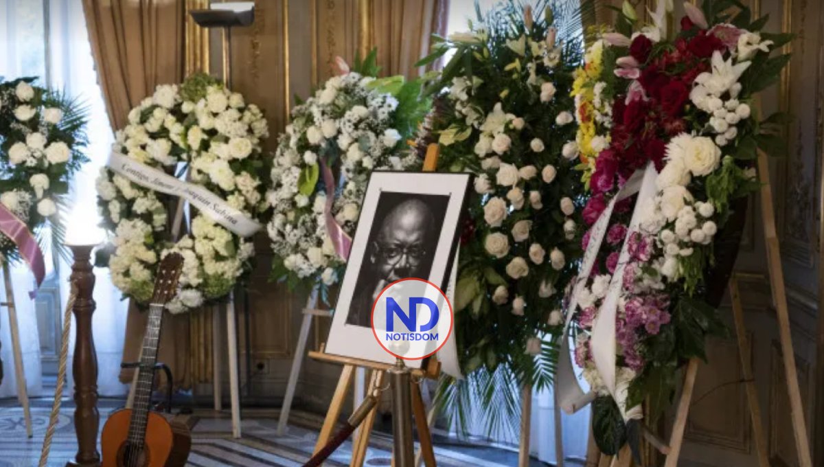 Seguidores y amigos de Pablo Milanés empiezan a acudir a su capilla ardiente 2 Seguidores y amigos de Pablo Milanés empiezan a acudir a su capilla ardiente