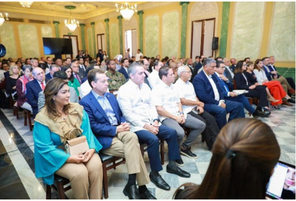 PALIZA CENSO Gobierno dice el décimo censo es «trascendental» para Dominicana