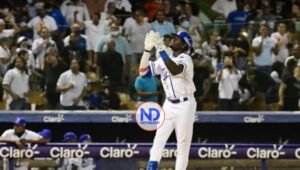 Licey festeja con blanqueada a Estrellas, Smith y Moyers sobresalen