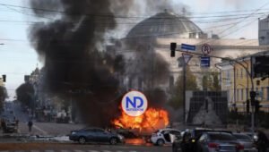 El Ejército ruso bombardea de nuevo infraestructuras de Kiev