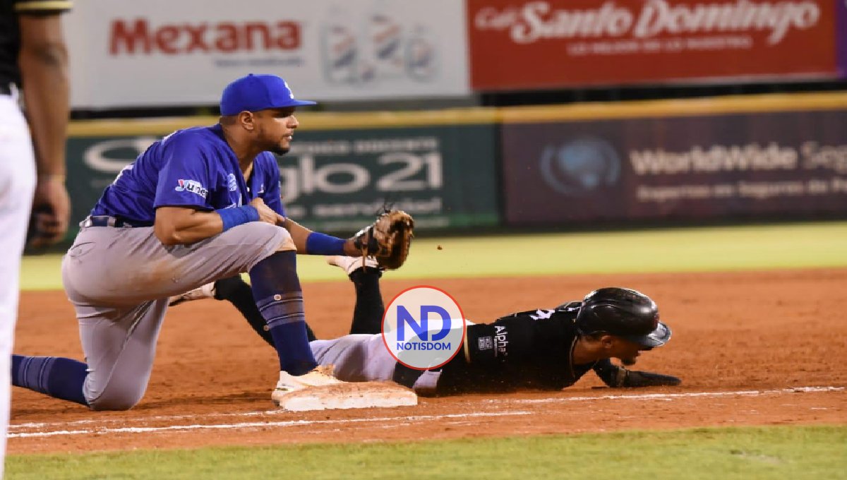 Otra vez un cuádruple empate en semifinales de beisbol dominicano