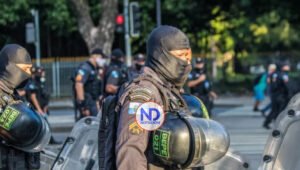 Hombre detenido con arsenal en Brasilia participaba en actos contra Lula