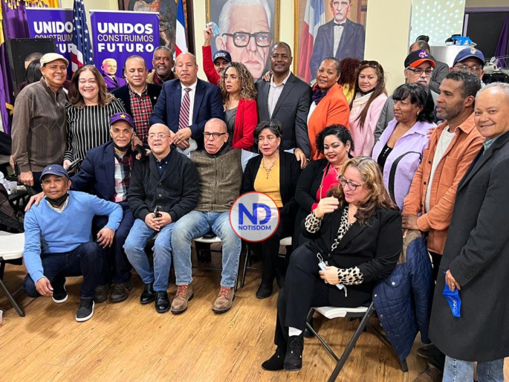 IMG 20221218 WA0002 Realizan aguinaldo para elebrar cena navideña y el 49 aniversario del PLD