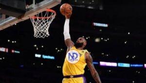 LeBron James corta la mala racha de los Lakers