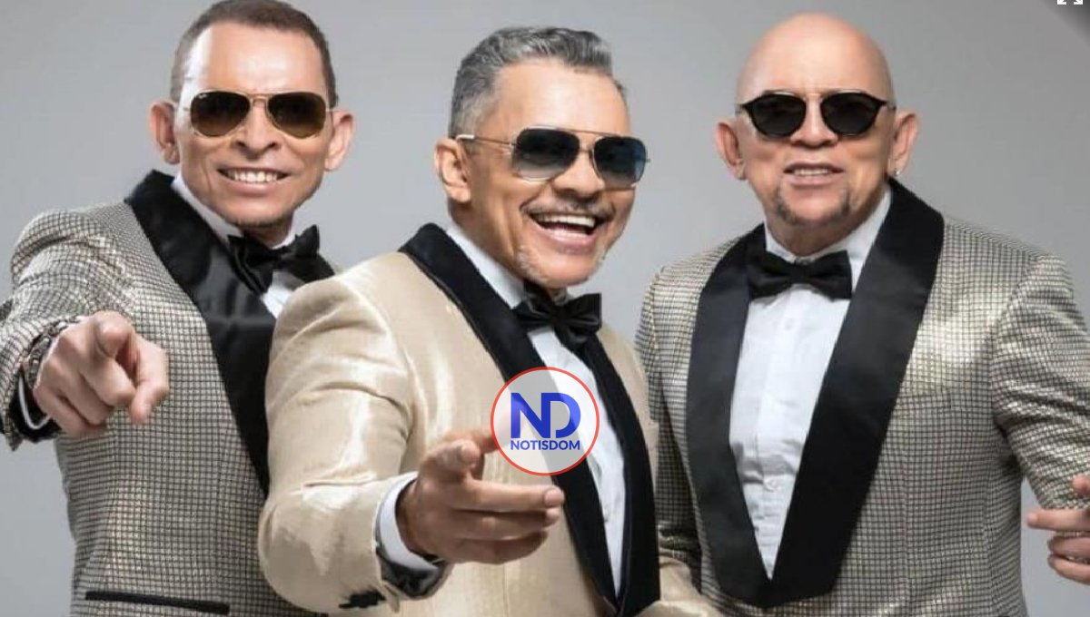 Los Hermanos Rosarios y Héctor Acosta juntos en Jet Set