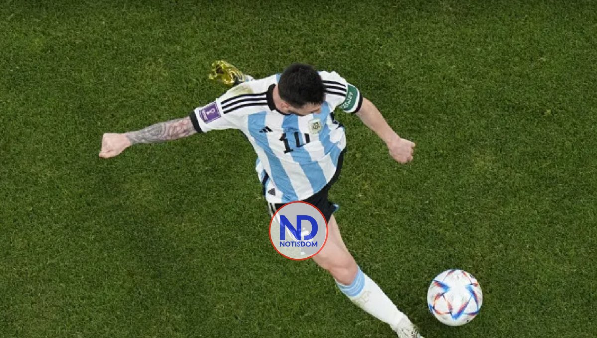 Argentina vence 1-0 a Holanda al medio tiempo