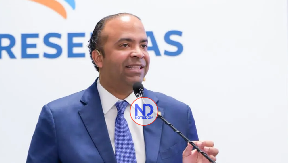 Samuel Pereyra anuncia para enero apertura Banreservas en Madrid en el marco de Fitur