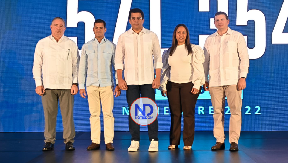 RD capta alrededor de 7.5 millones de turistas en los primeros once meses del año