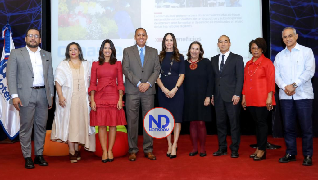 NOTISDOM FOTOS 2022 12 14T110255.485 Indotel presenta las Guías de Alfabetización Digital con enfoque de género