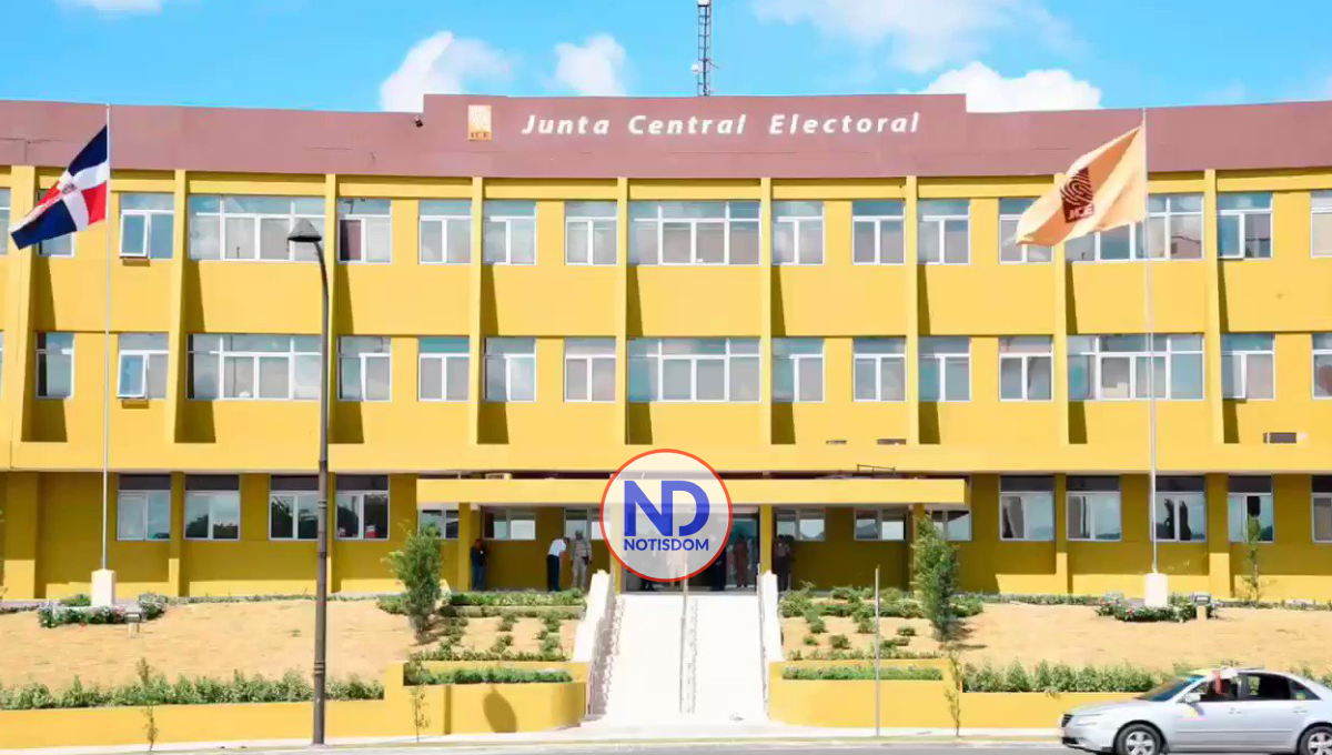 JCE selecciona 1,617 personas que conformarán las Juntas Electorales y OCLEE 2 JCE selecciona 1,617 personas que conformarán las Juntas Electorales y OCLEE