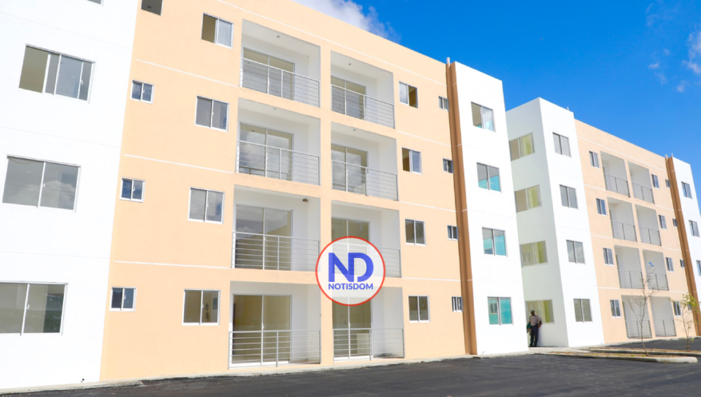 NOTISDOM FOTOS 2022 12 19T140813.400 Abinader entrega 144 apartamentos Familia Feliz a dominicanos residentes en Nueva York