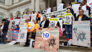 Nueva York estima que gastará unos mil millones de dólares en servicios a inmigrantes