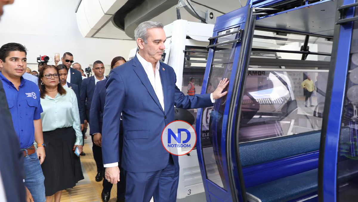 Abinader inicia fase de prueba del Teleférico de Los Alcarrizos como se tenía previsto