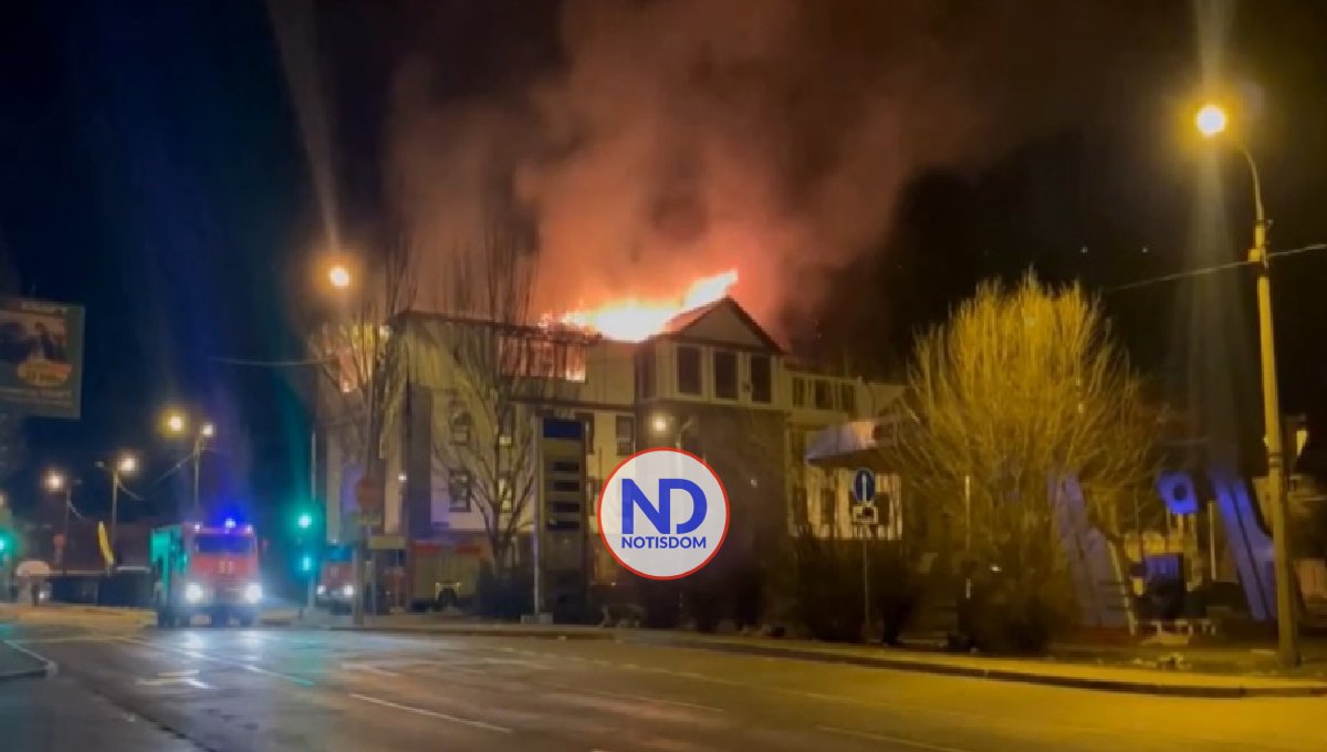 Tropas Ucrania bombardean un barrio residencial de Donetsk 2 Tropas Ucrania bombardean un barrio residencial de Donetsk