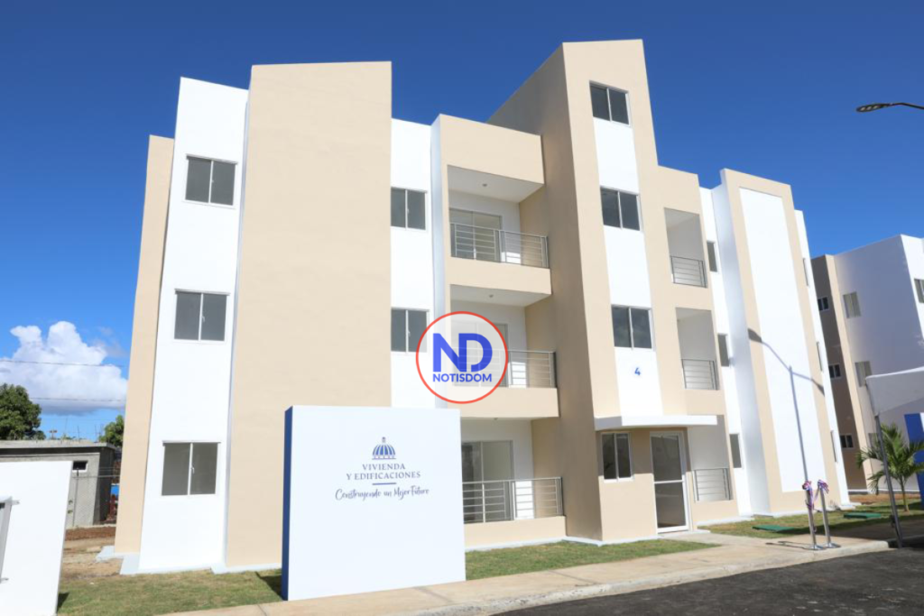 Vivienda Matas de Santa Cruz 02 Abinader entrega módulos proyecto RECUPERA+AgroRD por valor de RD$237 millones