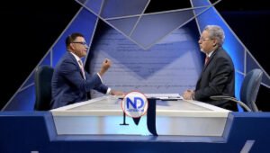 Andrés Van Der Horst defiende ley de fideicomisos