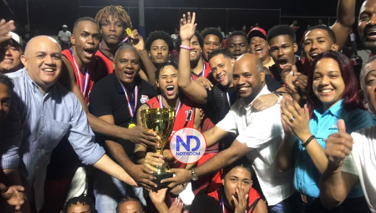 CUP se corona campeón en torneo baloncesto superior Los Alcarrizos