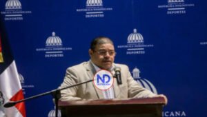 Ministro de Deportes felicita a los Tigres del Licey por su corona 23