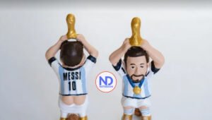 Messi libera al caganer del corsé navideño con la Copa del Mundo