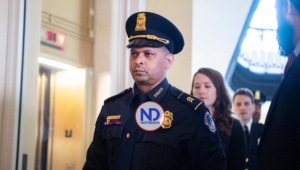 Joe Biden dará medalla presidencial de EEUU a oficial dominicano que defendió el Capitolio