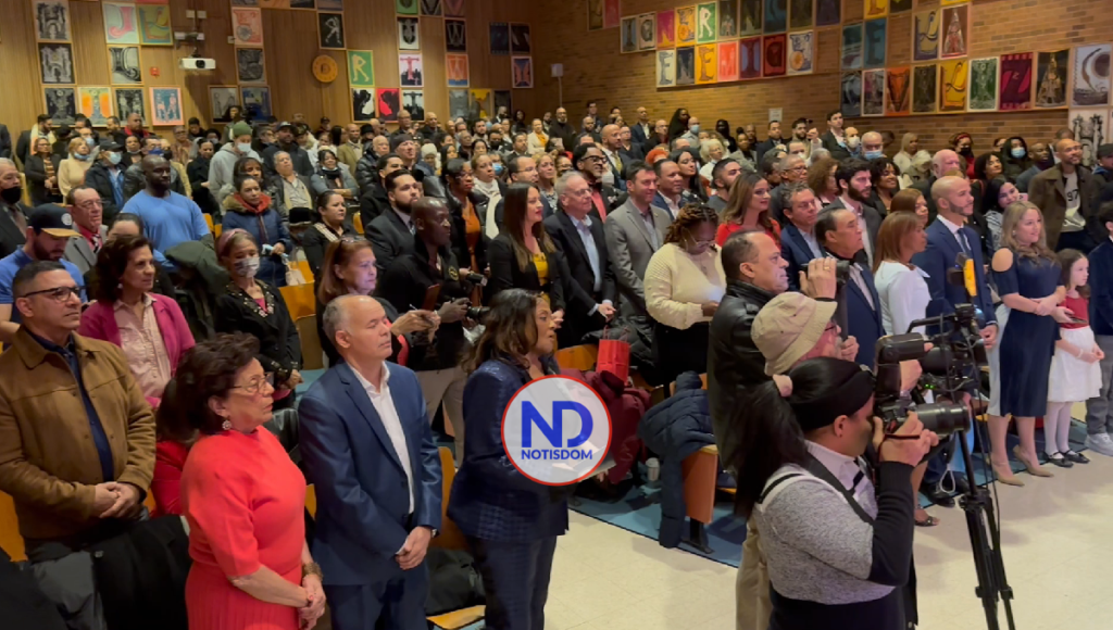 Video | Manny de los Santos se juramenta como asambleísta del distrito 72 4 NOTISDOM FOTOS 2023 01 16T112240.617 Video | Manny de los Santos se juramenta como asambleísta del distrito 72