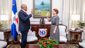 Vicepresidenta juramenta nuevo contralor y miembros del Consejo Unificado EDES