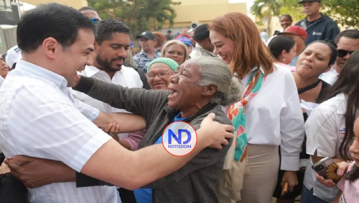 Santiago vive una «revolución social», dice Roberto Ángel