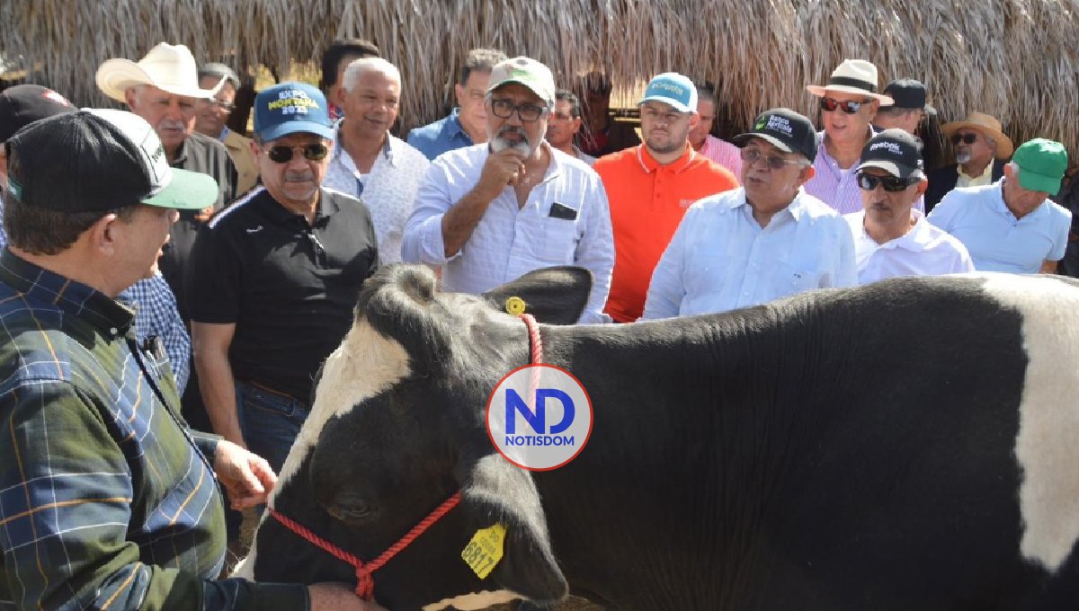 Fernando Durán resalta avance de la ganadería de leche en Santiago Rodríguez 2 Fernando Durán resalta avance de la ganadería de leche en Santiago Rodríguez