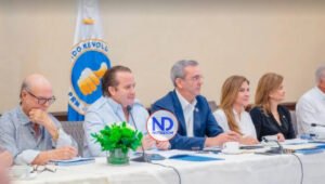 Presidente Abinader encabeza reunión de la dirección ejecutiva del PRM