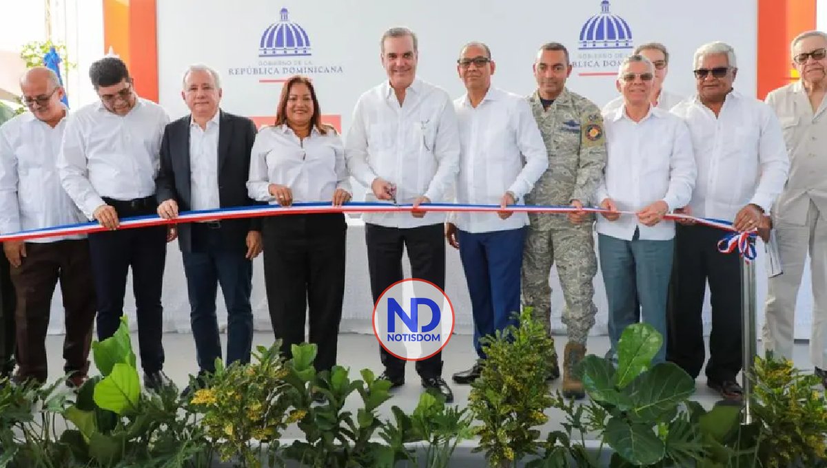 Abinader inaugura primera etapa de prolongación avenida Ecológica en SDE 2 Abinader inaugura primera etapa de prolongación avenida Ecológica en SDE