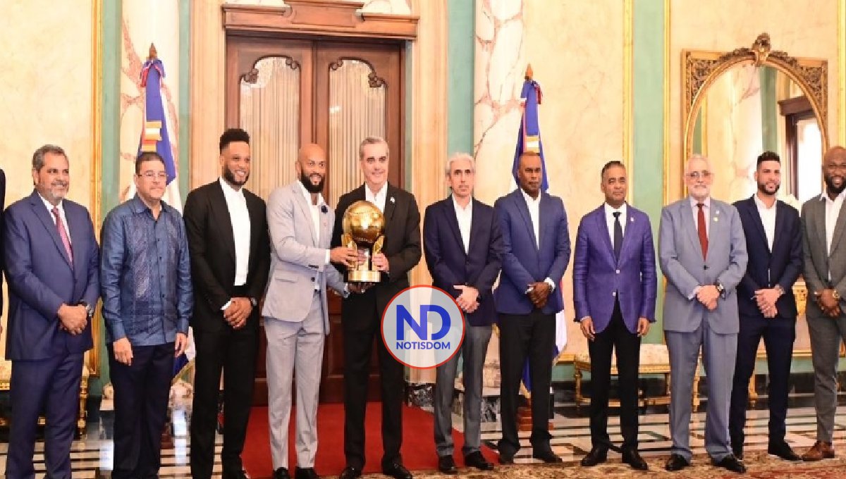 Licey, campeón de la Serie del Caribe, visita al Presidente de RD