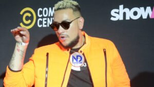 Asesinan a tiros a AKA, uno de los raperos más famosos de Sudáfrica