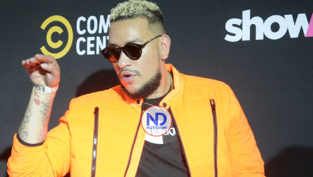 Asesinan a tiros a AKA, uno de los raperos más famosos de Sudáfrica