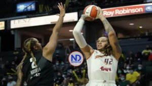 Brittney Griner vuelve a firmar con Phoenix Mercury